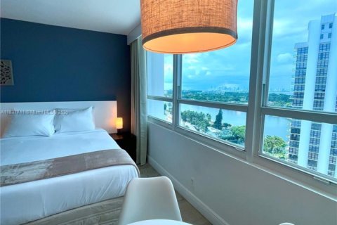 Condominio en venta en Miami Beach, Florida, 37.16 m2 № 1822252 - foto 14