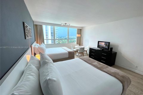 Condominio en venta en Miami Beach, Florida, 37.16 m2 № 1822252 - foto 7
