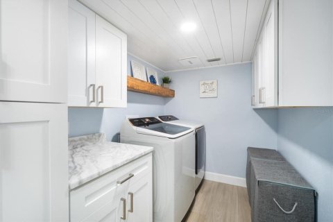 Casa en venta en Apollo Beach, Florida, 4 dormitorios, 266.82 m2 № 1619351 - foto 24
