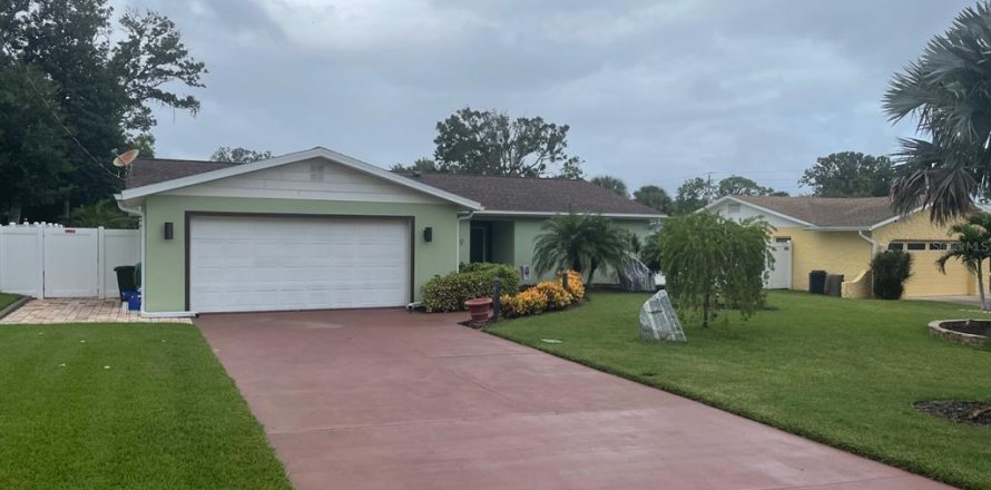 Casa en Ormond Beach, Florida 3 dormitorios, 152.82 m2 № 2237169