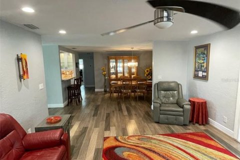 Casa en venta en Ormond Beach, Florida, 3 dormitorios, 152.82 m2 № 2237169 - foto 10
