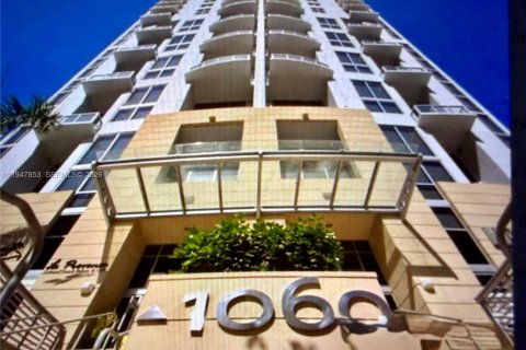 Купить кондоминиум в Майами, Флорида 1 спальня, 104.79м2, № 2154451 - фото 17
