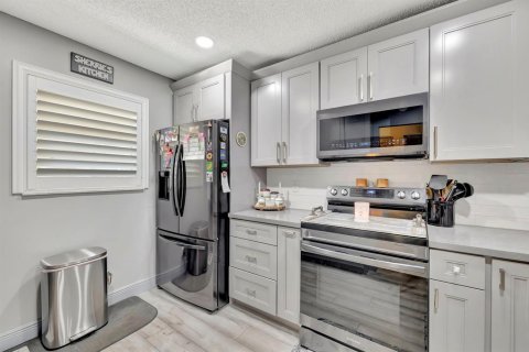 Condominio en venta en Tamarac, Florida, 2 dormitorios, 119.47 m2 № 2181263 - foto 6