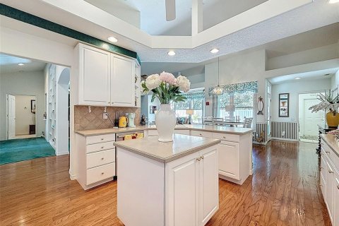 House in Hudson, Florida 3 bedrooms, 281.96 sq.m. № 1881350 - photo 8