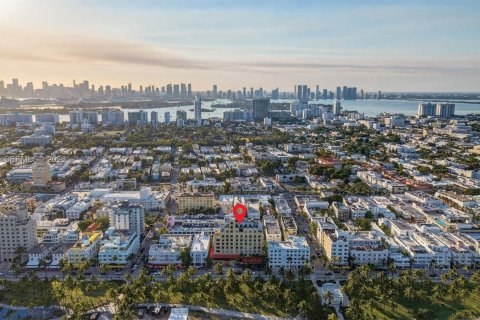 Copropriété à louer à Miami Beach, Floride: 2 chambres, 159.79 m2 № 2024124 - photo 29