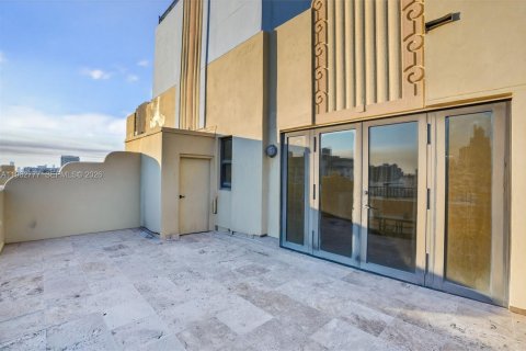 Copropriété à louer à Miami Beach, Floride: 2 chambres, 159.79 m2 № 2024124 - photo 25