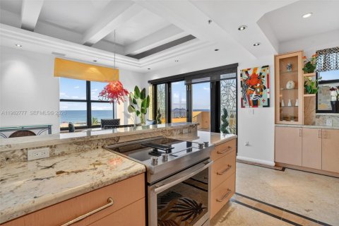 Copropriété à louer à Miami Beach, Floride: 2 chambres, 159.79 m2 № 2024124 - photo 15