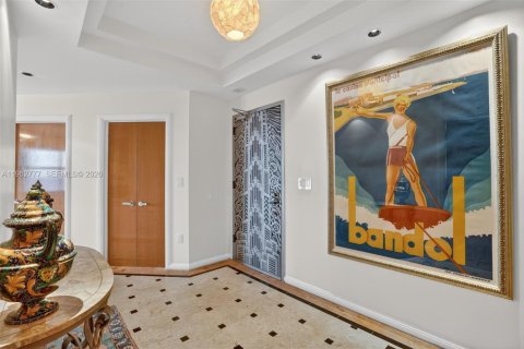 Copropriété à louer à Miami Beach, Floride: 2 chambres, 159.79 m2 № 2024124 - photo 16