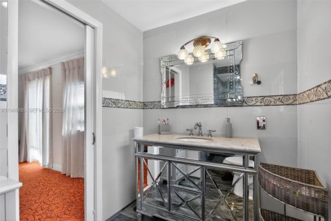 Casa en venta en Deerfield Beach, Florida, 3 dormitorios, 130.43 m2 № 2029926 - foto 9