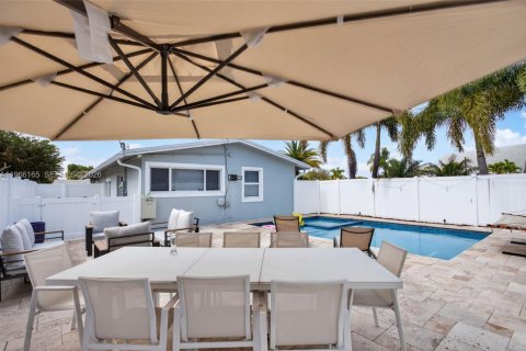 Casa en venta en Deerfield Beach, Florida, 3 dormitorios, 130.43 m2 № 2029926 - foto 22