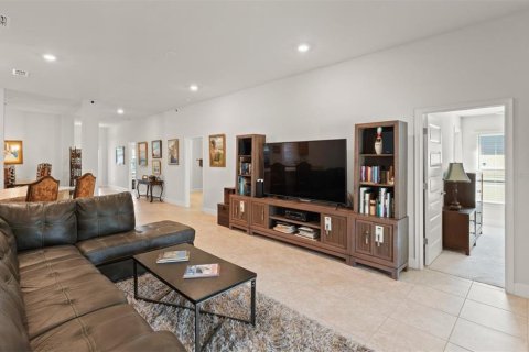 Casa en venta en Haines City, Florida, 4 dormitorios, 204.38 m2 № 1854404 - foto 6