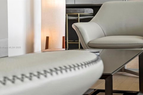 Condo in Miami Beach, Florida, 1 bedroom  № 2022953 - photo 5