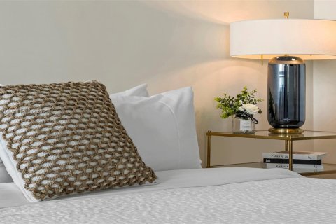 Condo in Miami Beach, Florida, 1 bedroom  № 2022953 - photo 13