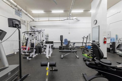 Copropriété à vendre à Sunny Isles Beach, Floride: 2 chambres, 131.27 m2 № 1969053 - photo 30