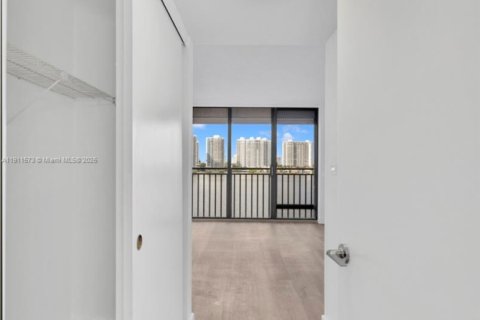 Copropriété à vendre à Sunny Isles Beach, Floride: 2 chambres, 131.27 m2 № 1969053 - photo 22