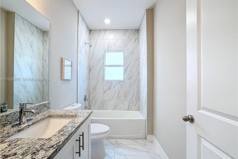 Casa en alquiler en Lehigh Acres, Florida, 4 dormitorios, 157.93 m2 № 1987187 - foto 19