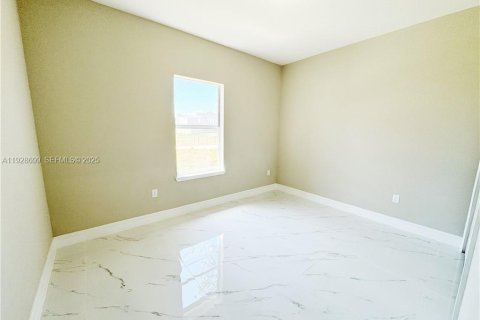 Casa en alquiler en Lehigh Acres, Florida, 4 dormitorios, 157.93 m2 № 1987187 - foto 15