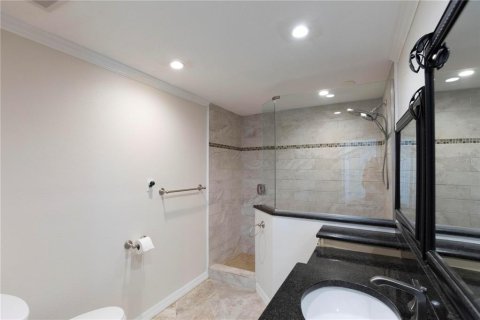House in New Port Richey, Florida 3 bedrooms, 163.97 sq.m. № 1678105 - photo 18