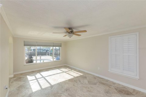 House in New Port Richey, Florida 3 bedrooms, 163.97 sq.m. № 1678105 - photo 6
