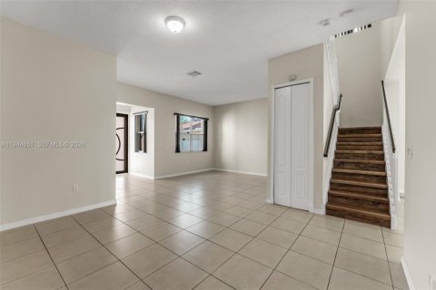 House in Homestead, Florida 4 bedrooms, 221.2 sq.m. № 2152839 - photo 12