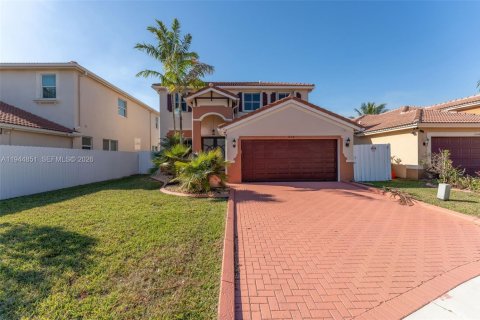 House in Homestead, Florida 4 bedrooms, 221.2 sq.m. № 2152839 - photo 2