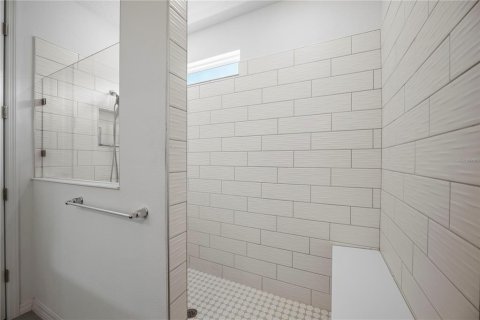 Casa en venta en Green Cove Springs, Florida, 4 dormitorios, 296.08 m2 № 2383677 - foto 9