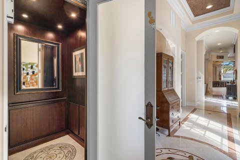 Villa ou maison à vendre à Delray Beach, Floride: 8 chambres, 781.68 m2 № 2432262 - photo 11