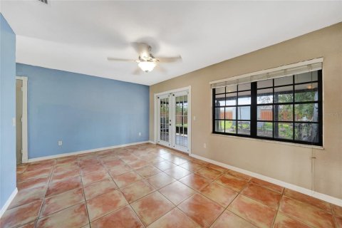 Villa ou maison à vendre à North Port, Floride: 3 chambres, 88.07 m2 № 1793921 - photo 7