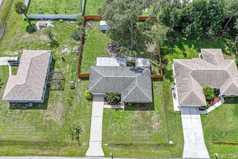 Villa ou maison à vendre à North Port, Floride: 3 chambres, 88.07 m2 № 1793921 - photo 2