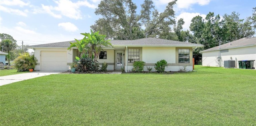 Villa ou maison à North Port, Floride 3 chambres, 88.07 m2 № 1793921