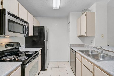 Condo in Lakewood Ranch, Florida, 2 bedrooms  № 1876664 - photo 9