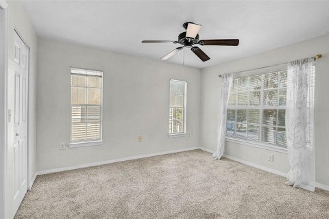 Condo in Lakewood Ranch, Florida, 2 bedrooms  № 1876664 - photo 11
