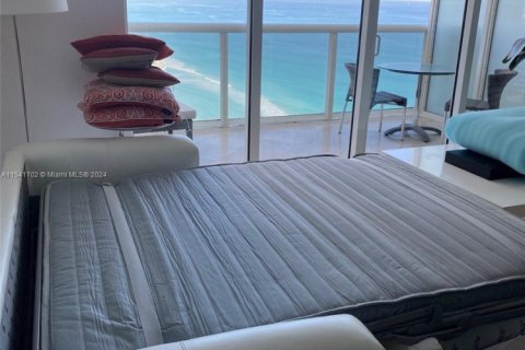 Copropriété à louer à Hallandale Beach, Floride: 1 chambre, 78.41 m2 № 1703699 - photo 15