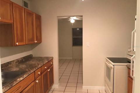 Immobilier commercial à vendre à Port Charlotte, Floride: 4 chambres, 138.24 m2 № 1735139 - photo 11