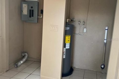 Immobilier commercial à vendre à Port Charlotte, Floride: 4 chambres, 138.24 m2 № 1735139 - photo 4