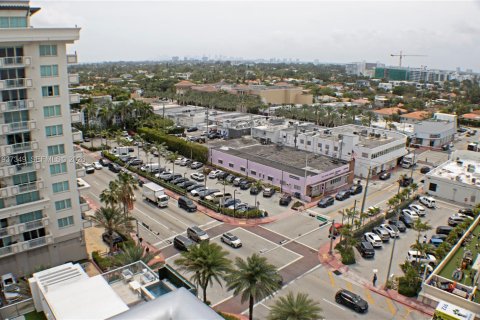 Купить кондоминиум в Серфсайд, Флорида 1 спальня, 86.31м2, № 2056967 - фото 17