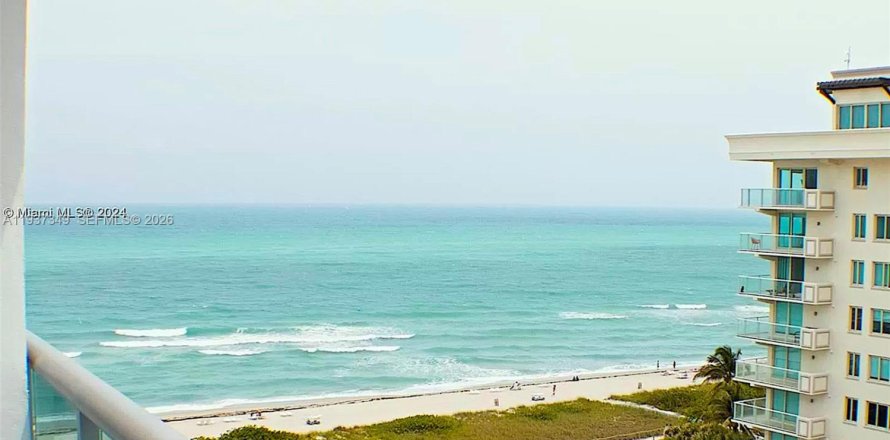 Кондоминиум с 1 спальней в Серфсайд, Флорида № 2056967