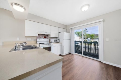 Condominio en venta en Orlando, Florida, 2 dormitorios, 78.97 m2 № 1806664 - foto 6