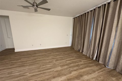 Casa en alquiler en Clermont, Florida, 3 dormitorios, 193.05 m2 № 2156431 - foto 6