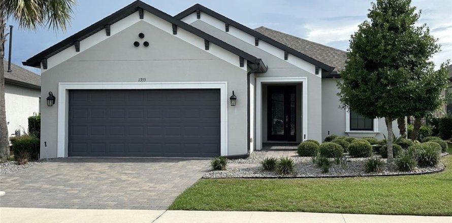 Casa en Clermont, Florida 3 dormitorios, 193.05 m2 № 2156431