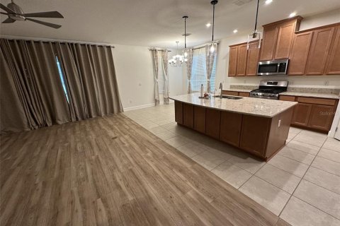 Casa en alquiler en Clermont, Florida, 3 dormitorios, 193.05 m2 № 2156431 - foto 4