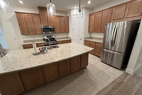 Casa en alquiler en Clermont, Florida, 3 dormitorios, 193.05 m2 № 2156431 - foto 3