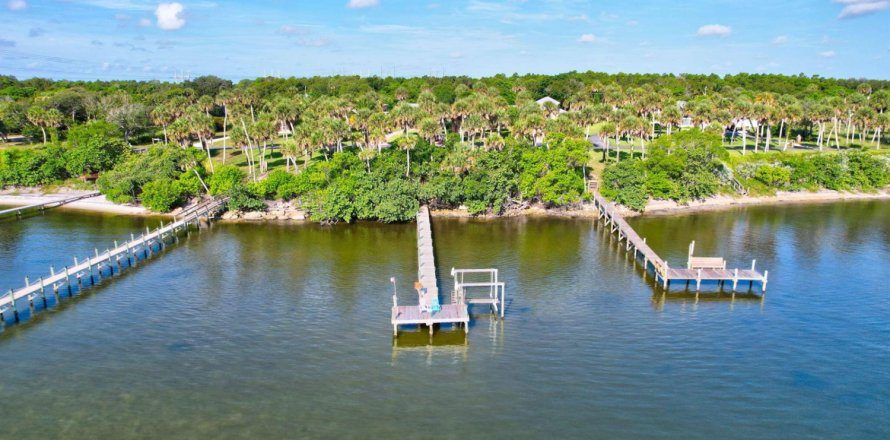 Villa ou maison à St. Lucie, Floride 4 chambres, 312.99 m2 № 2269703