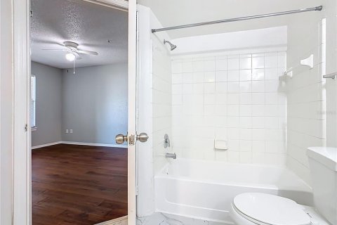 Condo in Kissimmee, Florida, 2 bedrooms  № 1886006 - photo 20