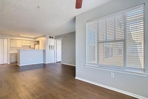 Condo in Kissimmee, Florida, 2 bedrooms  № 1886006 - photo 6