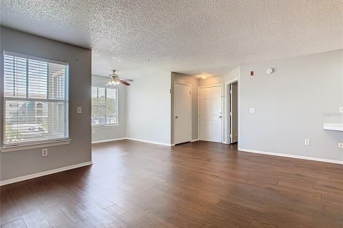 Condominio en venta en Kissimmee, Florida, 2 dormitorios, 95.32 m2 № 1886006 - foto 9