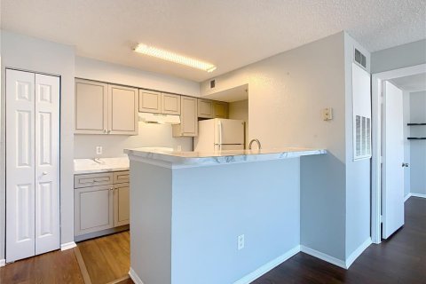 Condominio en venta en Kissimmee, Florida, 2 dormitorios, 95.32 m2 № 1886006 - foto 11