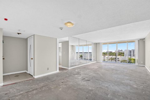 Condominio en venta en West Palm Beach, Florida, 2 dormitorios, 131.36 m2 № 2168987 - foto 25
