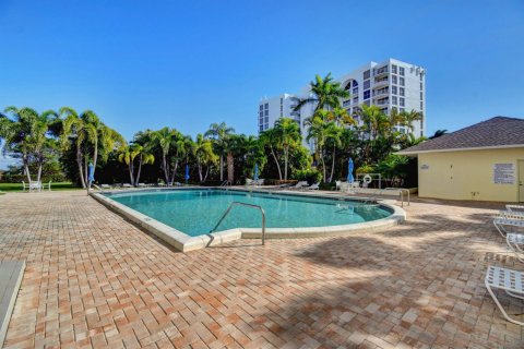 Condominio en venta en West Palm Beach, Florida, 2 dormitorios, 131.36 m2 № 2168987 - foto 15