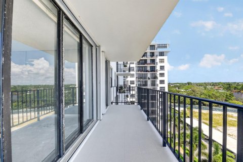 Condominio en venta en West Palm Beach, Florida, 2 dormitorios, 131.36 m2 № 2168987 - foto 21